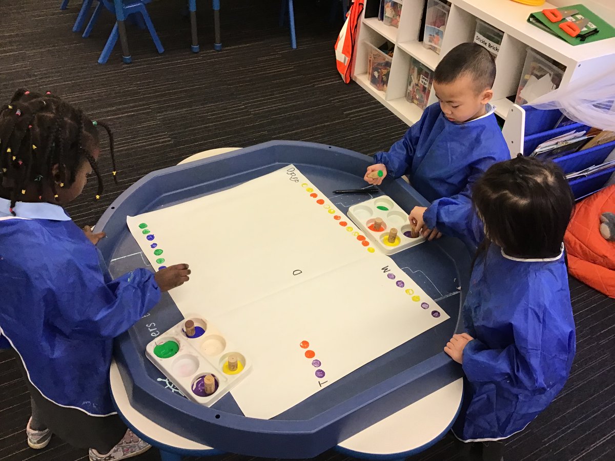 MissToner2's tweet photo. P1 learning in different ways during their numeracy time #play #pattern #skipcounting #ordering #independent #partnerwork #digitallearning #confidentindividuals https://t.co/DOqFDVawzf