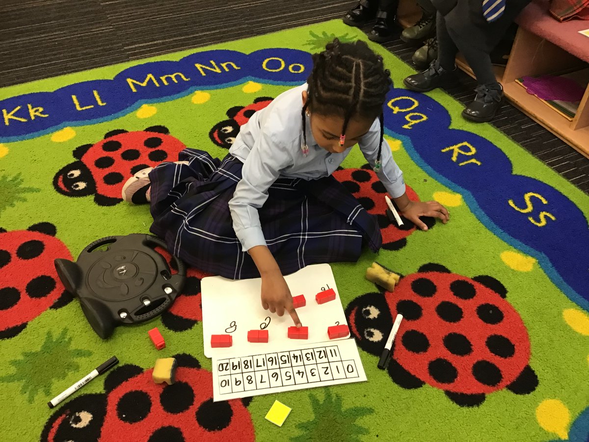 MissToner2's tweet photo. P1 learning in different ways during their numeracy time #play #pattern #skipcounting #ordering #independent #partnerwork #digitallearning #confidentindividuals https://t.co/DOqFDVawzf