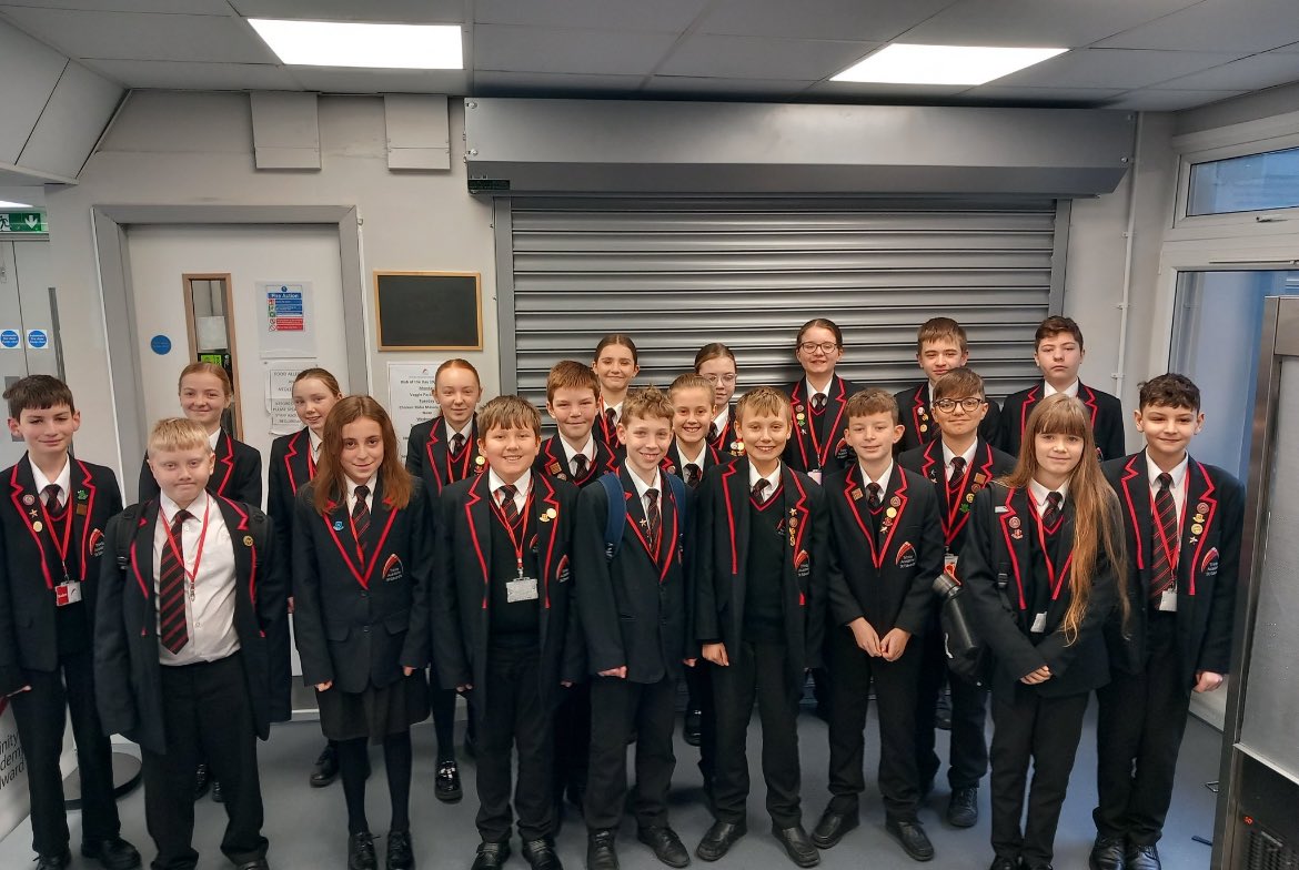 TrinityAcadStE's tweet photo. Masters of Recall celebration assembly for our amazing Year 7 students this morning. As a year group they averaged 85%! Congratulations to our Top 20, Fab 50, Bronze badge winners and our two students who got every question correct #academicexcellence 👏🏻👏🏻👏🏻👏🏻👏🏻 https://t.co/baYAFuTwmD