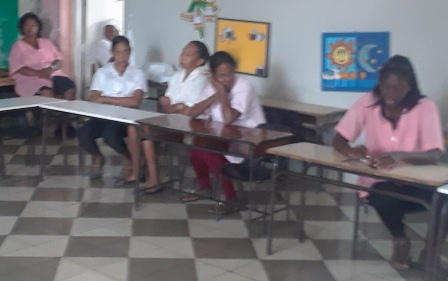 ci_s_esperanza's tweet photo. En la tarde hoy se realiza  la asamblea sindical de los trabajadores  ddonde se evalúa el desempeño del trabajo en la etapa. @LimontaReyes @CubaMined  @DmeSantiago2019 https://t.co/skW3cpPiAA