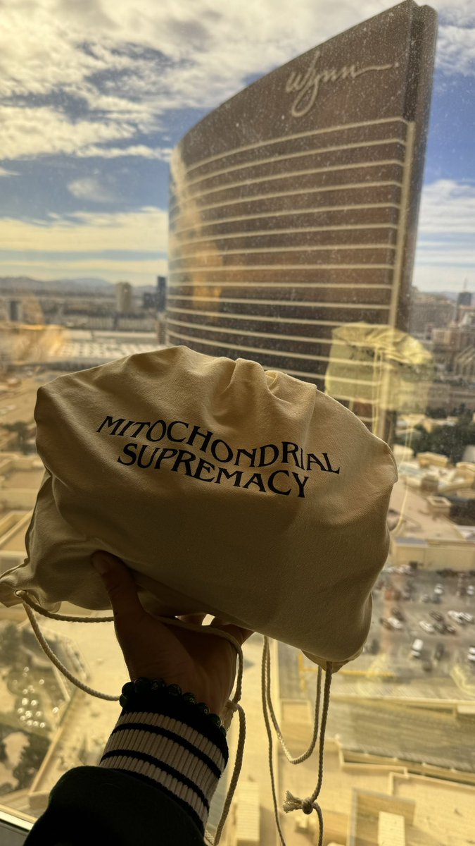Giveaway time 🥂

Sending 10 of these bags out for a RT and comment (funny ones might get a little something extra).

- 1 bottle Methylene Blue
- 1 jar MB Tallow Balm
- 1 drawstring &amp; tote bag
- 40% off coupon on our new product

Appreciate the growth, you guys have no idea 🤝