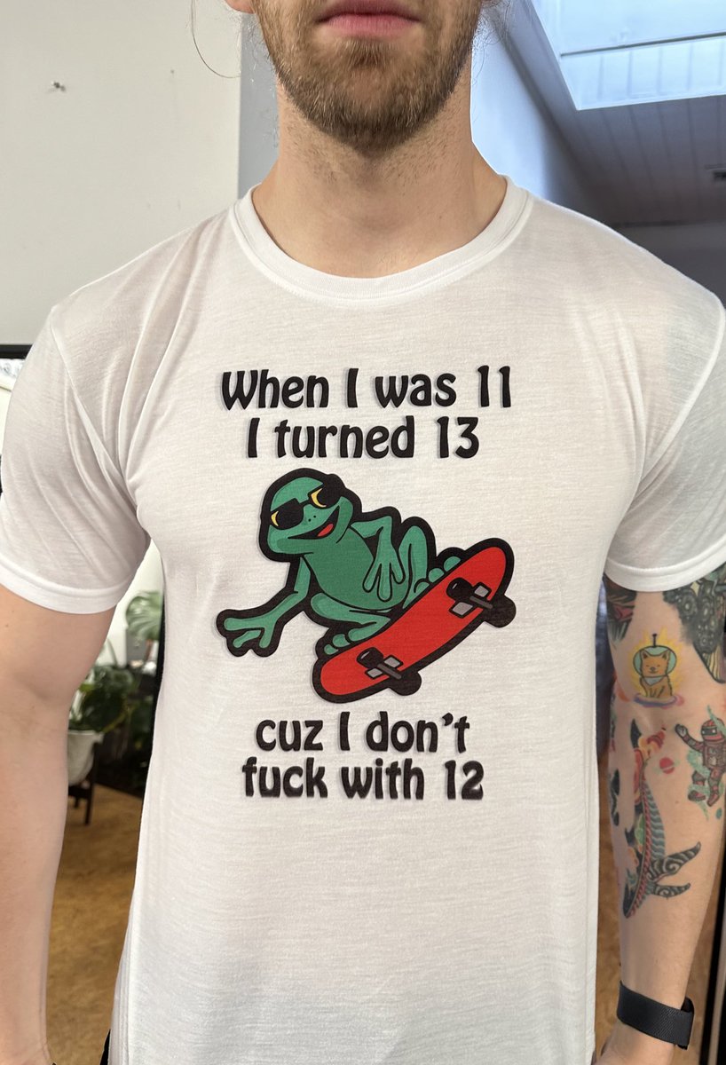 shirtsthtgohard's tweet photo. https://t.co/lrrBKaEMNr
