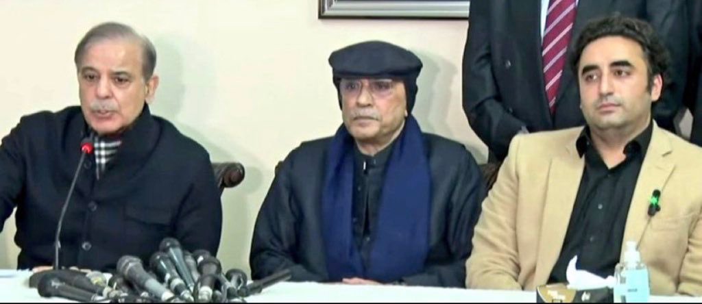 شرم تم کو مگر نہیں آتی