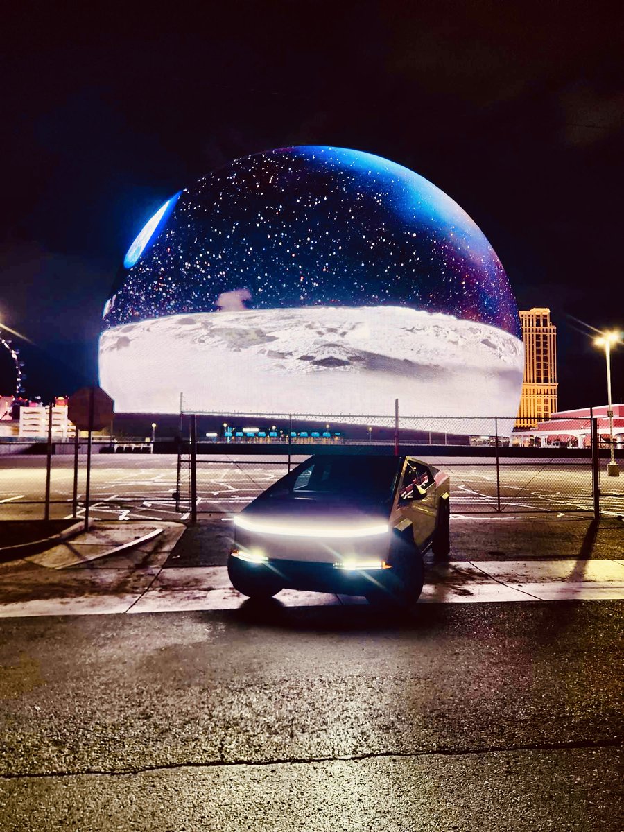 teslaownersSV's tweet photo. Cybertruck in front of the ⁦@SphereVegas⁩ 

📐👽⚪️ https://t.co/GXfNhUQeVH