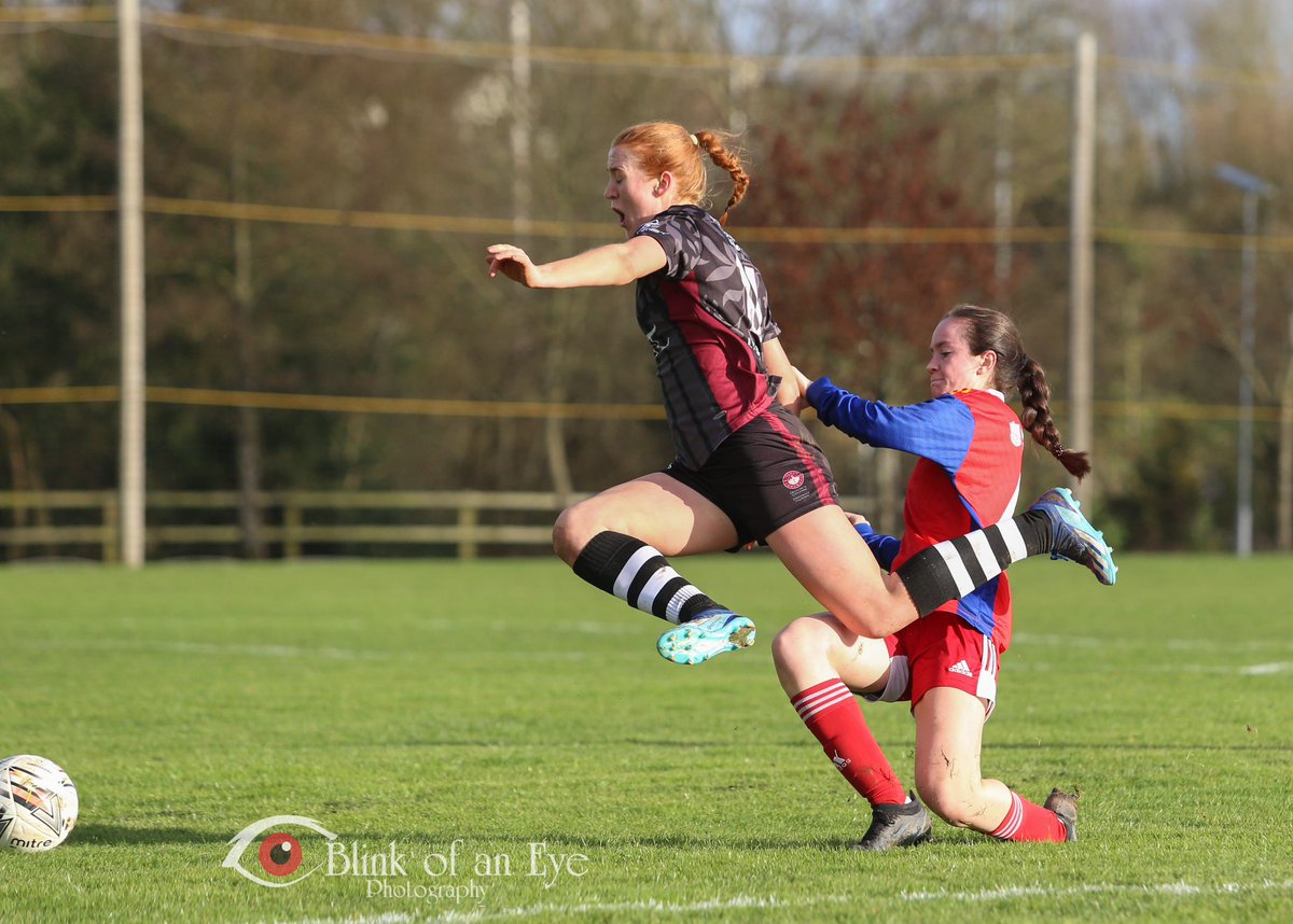 Kelly Cup Final awaits @UniofGalwayWFC after defeating MTU Cork in today’s semi-final. @furboconnemara tryna put me out of a job with his photography skills 😮