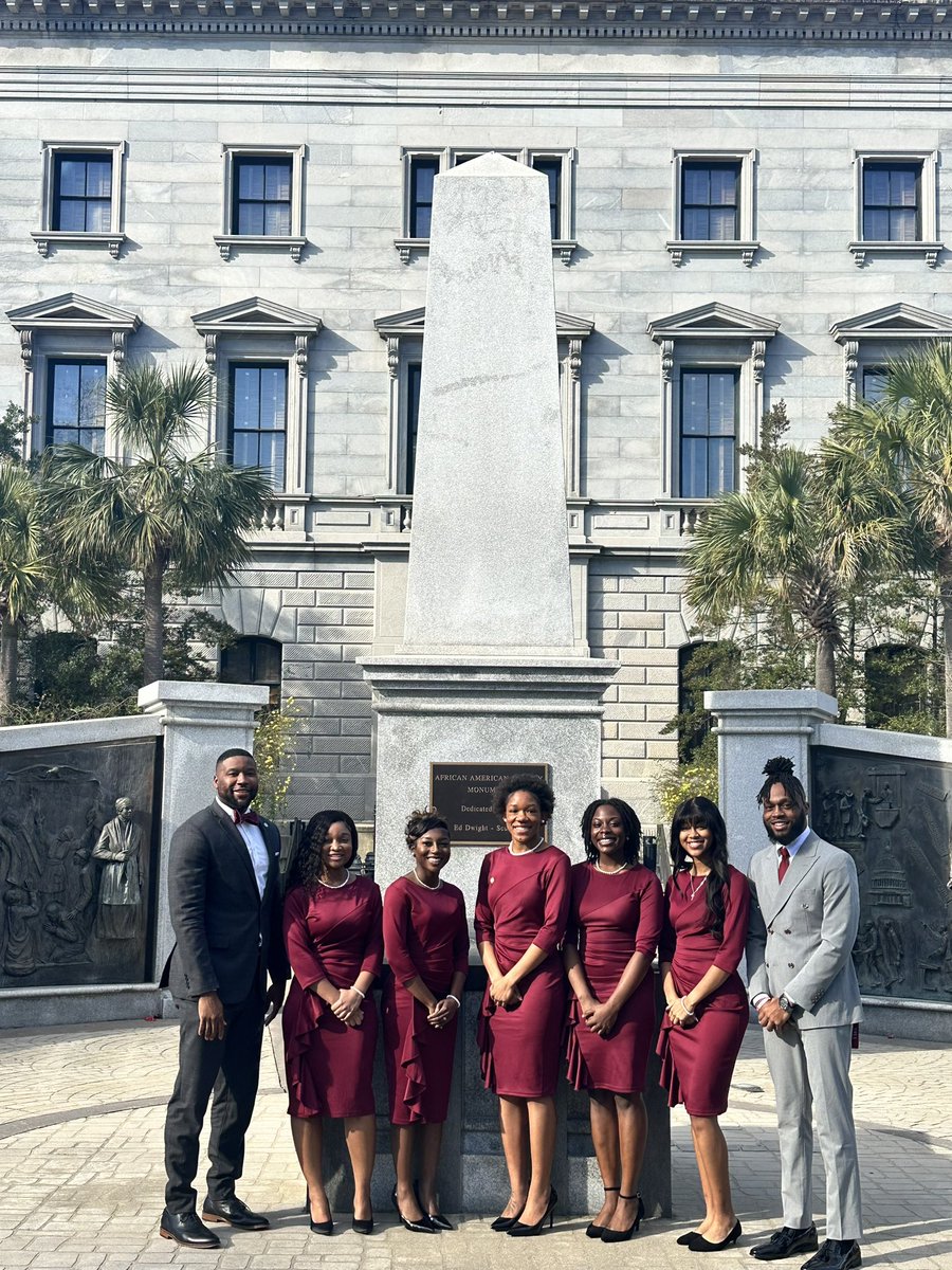 DrArthurDoctor's tweet photo. Today our @claflinsga1 joined student leaders and admin from the 8 historically Black colleges and universities in South Carolina for HBCU Day at the Capital. Students discussed issues facing their peer and campuses, while also being recognized on the Senate floor. #ClaflinMagic https://t.co/RjOo7Y4VVo
