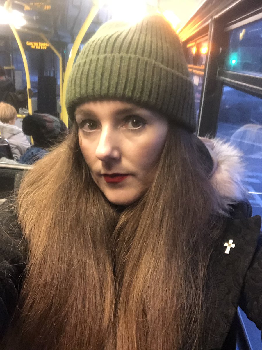 sarahlmull82's tweet photo. #DublinIsFull
#OMG😳U would be #LUCKY if 3 #Irish ☘️People Are On The Bus🚌
The Whole #Bus Speakin LOUDLY😩In Their Groups In A Myriad Of Different Languages
No Young #Irish People On The Bus There was ALWAYS Lots of🇮🇪#Elderly On The Bus🚌U RARELY See Them😢
#IrelandIsFull https://t.co/cvWlT93jTQ