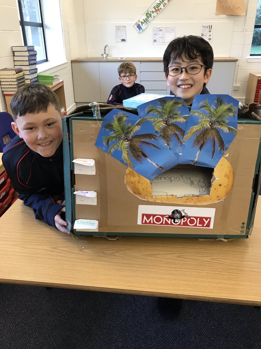 MerchiJuniors's tweet photo. Primary education is about embedding the building blocks, but also instilling a love of learning. In todayโs Maths lesson, the First Form built board games, with a Maths theme. #mathsboardgame #mathsisfun #mathslesson #teamwork #friendship @MerchiAcademic @MerchiNews https://t.co/XKpj5klb2H