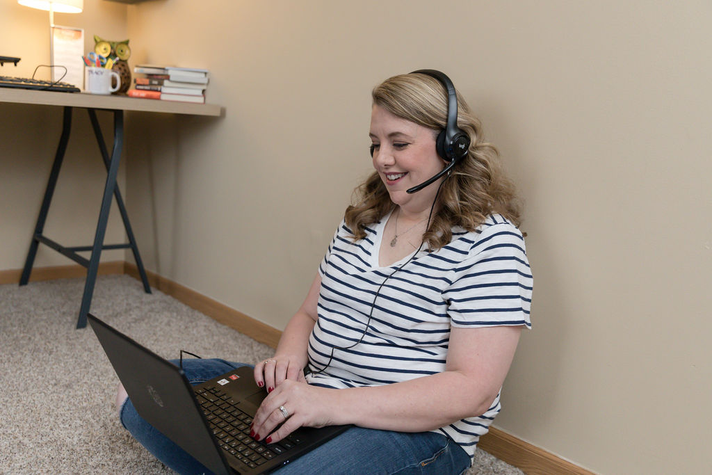 tracyshroyerphd's tweet image. Engage in informational interviews to learn about industries and gain insights from professionals.