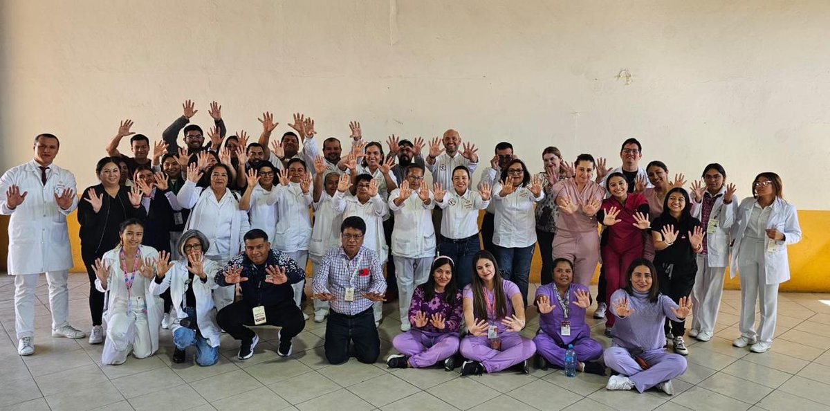 IsssteQueretaro's tweet photo. El Instituto de Seguridad y Servicios Sociales de los Trabajadores del Estado (Issste) en Querétaro realizó Primera Jornada “Ecos para el Bienestar” en San Idelfonso, Amealco, donde personal médico del Hospital General llevó servicios médicos #EstamosTransformandoAlIssste https://t.co/q4IROcihtZ