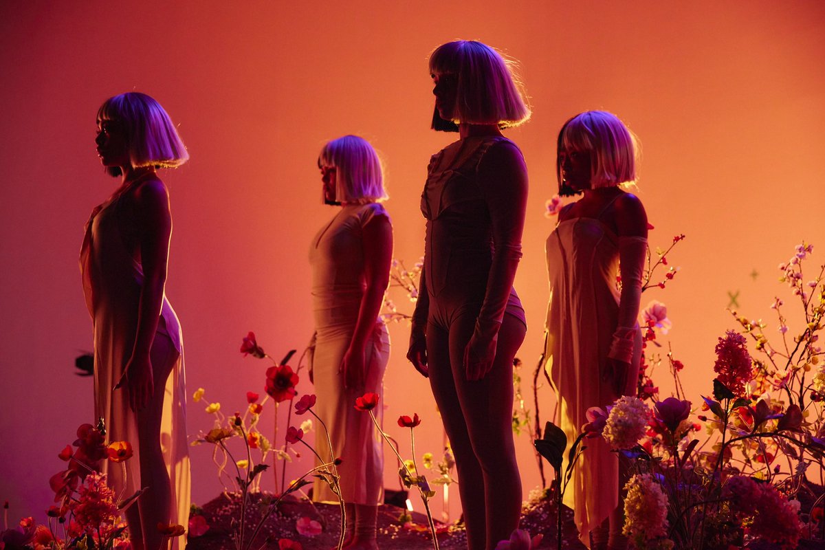 Sia's tweet photo. All for 4/4 - Team Sia https://t.co/uINFYFsXCn