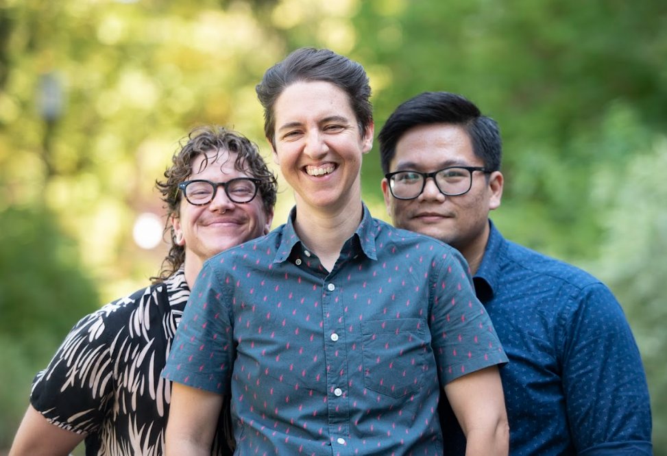 Do you know a new or soon-to-be Ph.D. who likes organometallic mechanisms, undergrad research, &amp; the Pacific Northwest? We have a postdoc position available in the Bowring group at Reed College! tinyurl.com/postdocwithmir Here's me with both rockstar past postdocs: