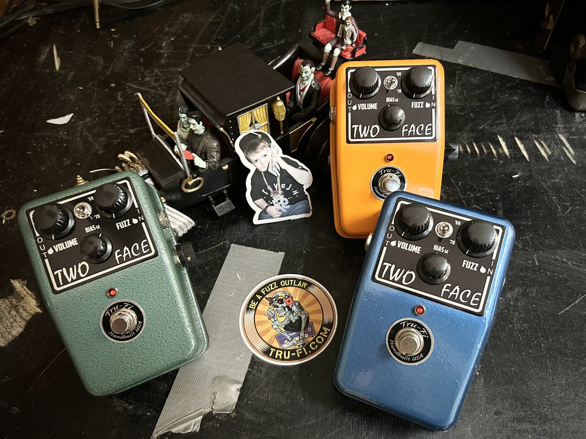 Three Two Faces on the road this morning, including “greeny” which is going all the way to NZ for an eager Tru-Fi’er so I thought I would post it to get him pumped. Two Face still our best seller after @thatpedalshow stated it was the most versatile fuzz face pedal of its kind