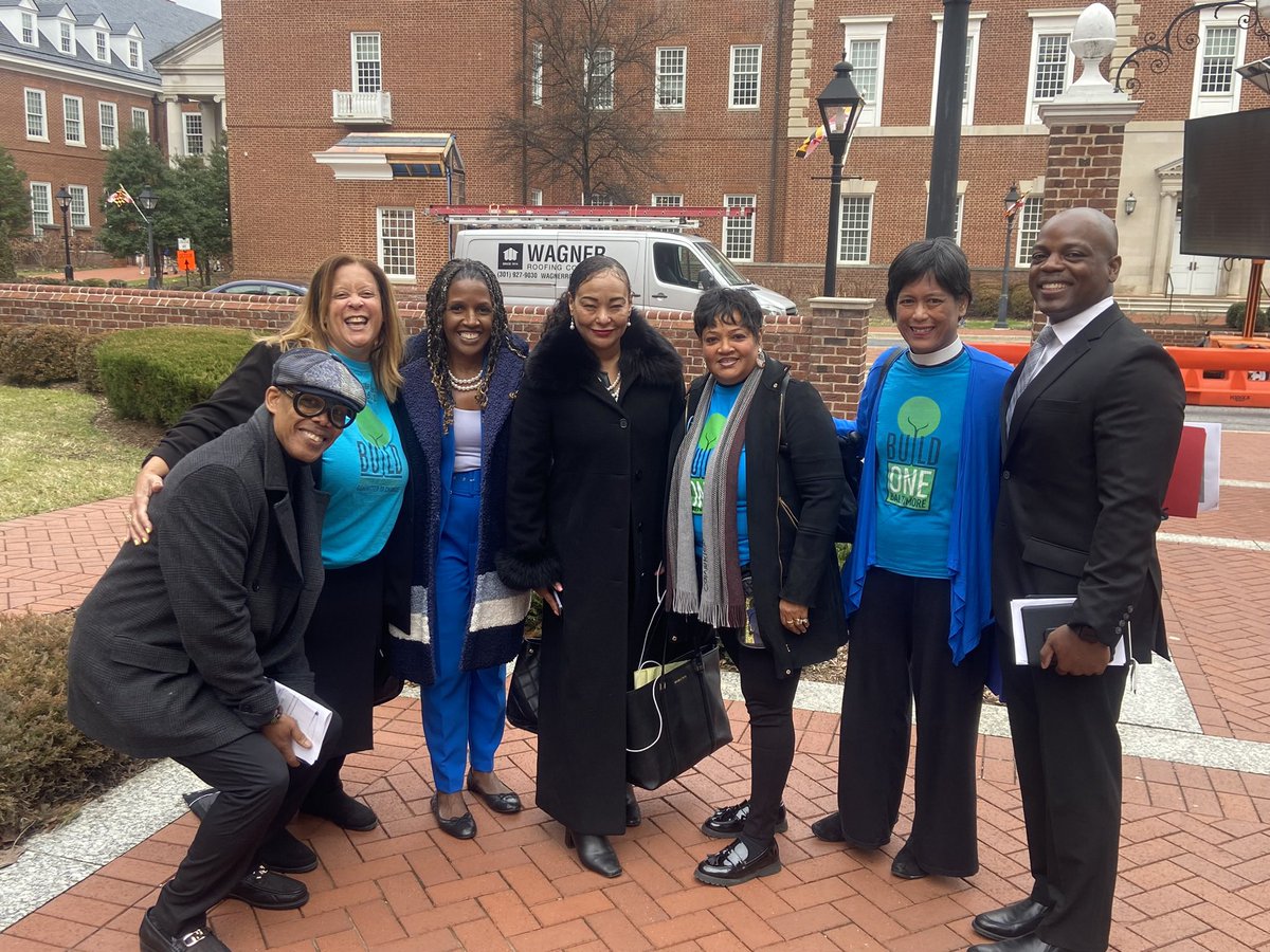 BUILDBaltimore's tweet photo. Great meetings today with Delegate @Embry4Delegate &amp; Senator @Willcsmithjr about a bill that will end parole fees in Maryland, as recommended for years by @FinesandFeesJC &amp; @BrennanCenter. The bill will be heard next week in the senate, where Sen. @jillpcarter has sponsored it! https://t.co/njIRjfxSLH