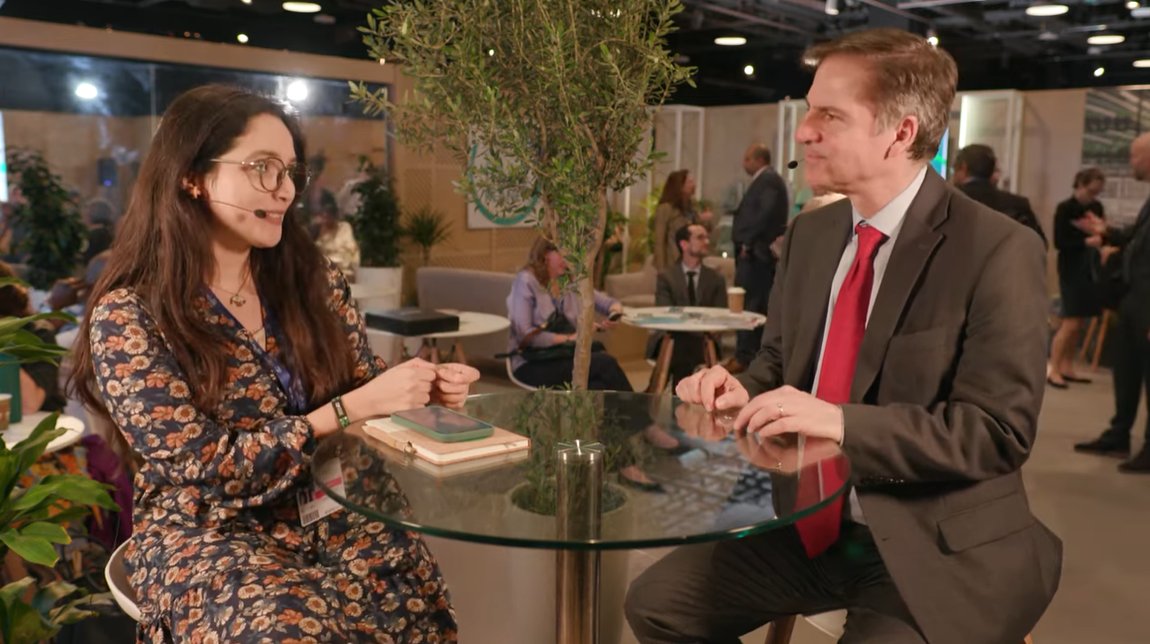 Connect4Climate's tweet photo. In this ep of Expert Corner, Tunisian climate leader @AmalRid and @WorldBank Latin America/Caribbean VP @CF_Jaramillo discuss similarities in the climate impacts facing Africa and South America as well as the vital role of youth in driving action.

Watch: https://t.co/P0Gl2d5k3q https://t.co/bK8itJFYdi