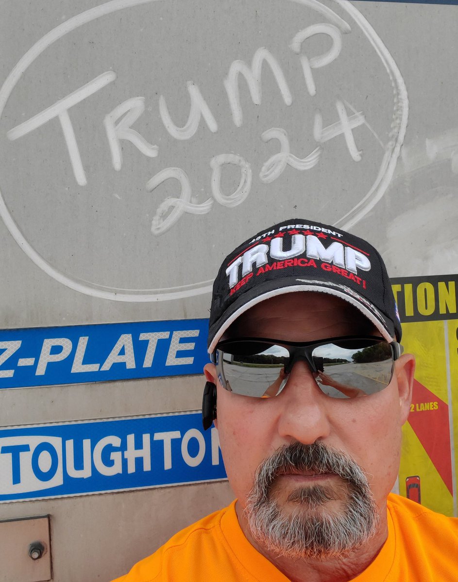 Even though New Yorkers are probably going to start paying more for groceries.... I'll lay money that they still vote for Trump in Nov #Truckers4Trump 🇺🇸 I STAND WITH TRUMP