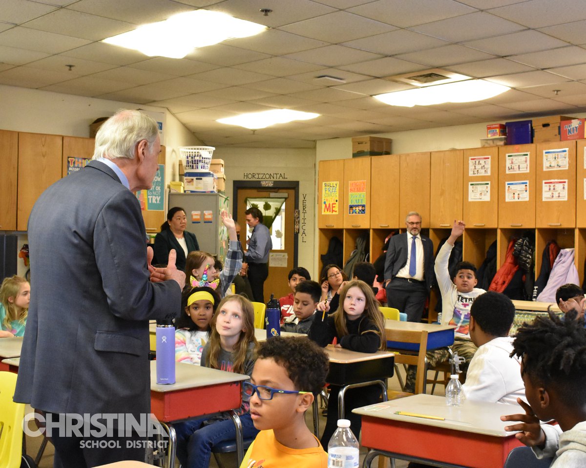 Earlier this afternoon, @SenatorCarper graced the halls of @ThurgoodMES to celebrate their well-deserved National Blue Ribbon award. The school was buzzing with excitement as Senator Carper congratulated the students, teachers, and staff on their outstanding achievement.