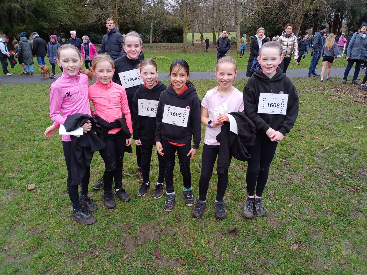 stcadocsprimary's tweet image. Today we had a team of runners from P.5, 6 and 7, participate in the cluster cross country event. Everybody performed well and gave it their all - despite the muddy conditions. We are so proud of them! #muddyrun #crosscountry