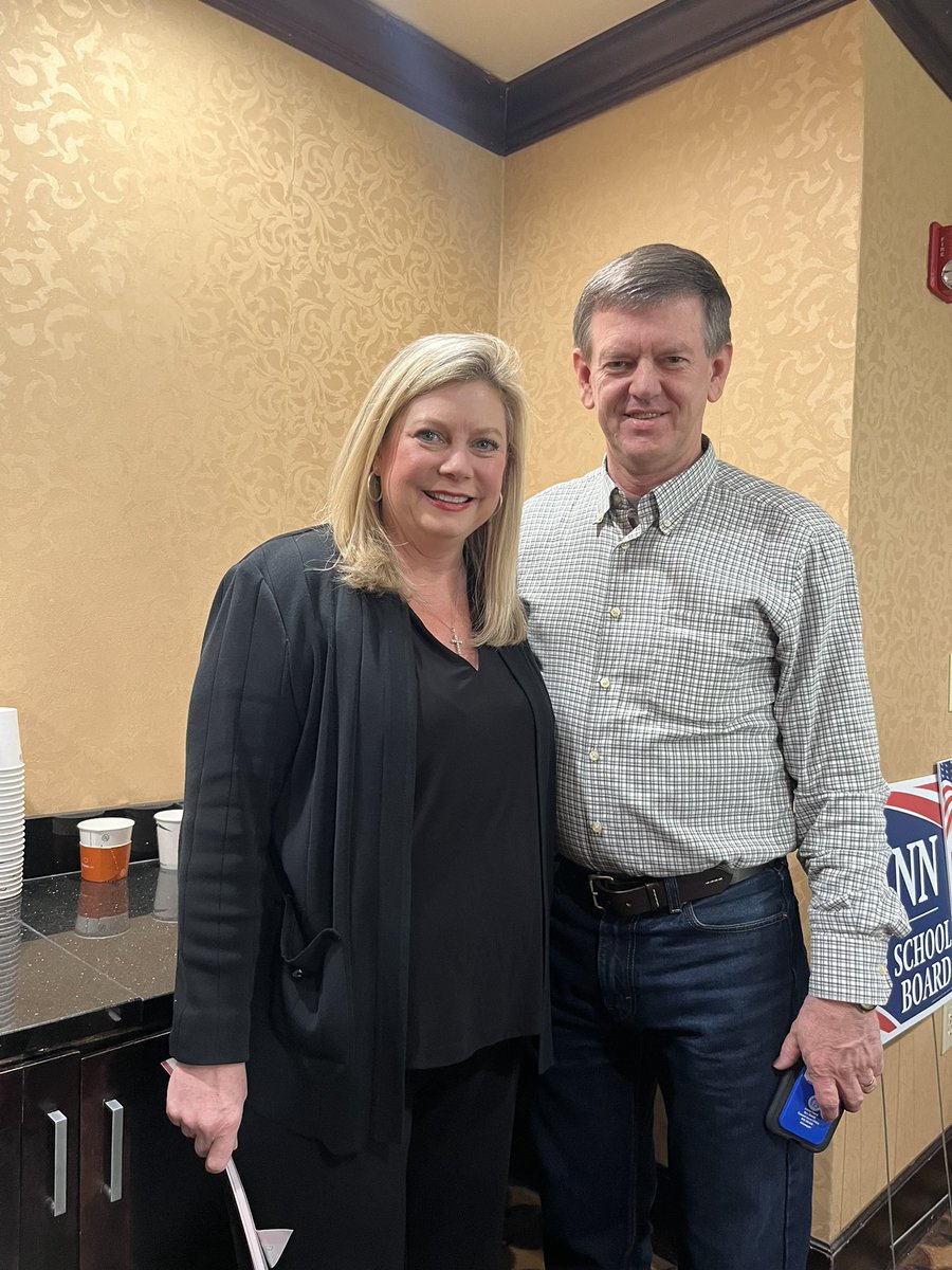 I am honored to receive the endorsement of the Alabama Republican Assembly! Thank you to Chairman William Smith, my friend Don Wallace, and to the members of this conservative group!