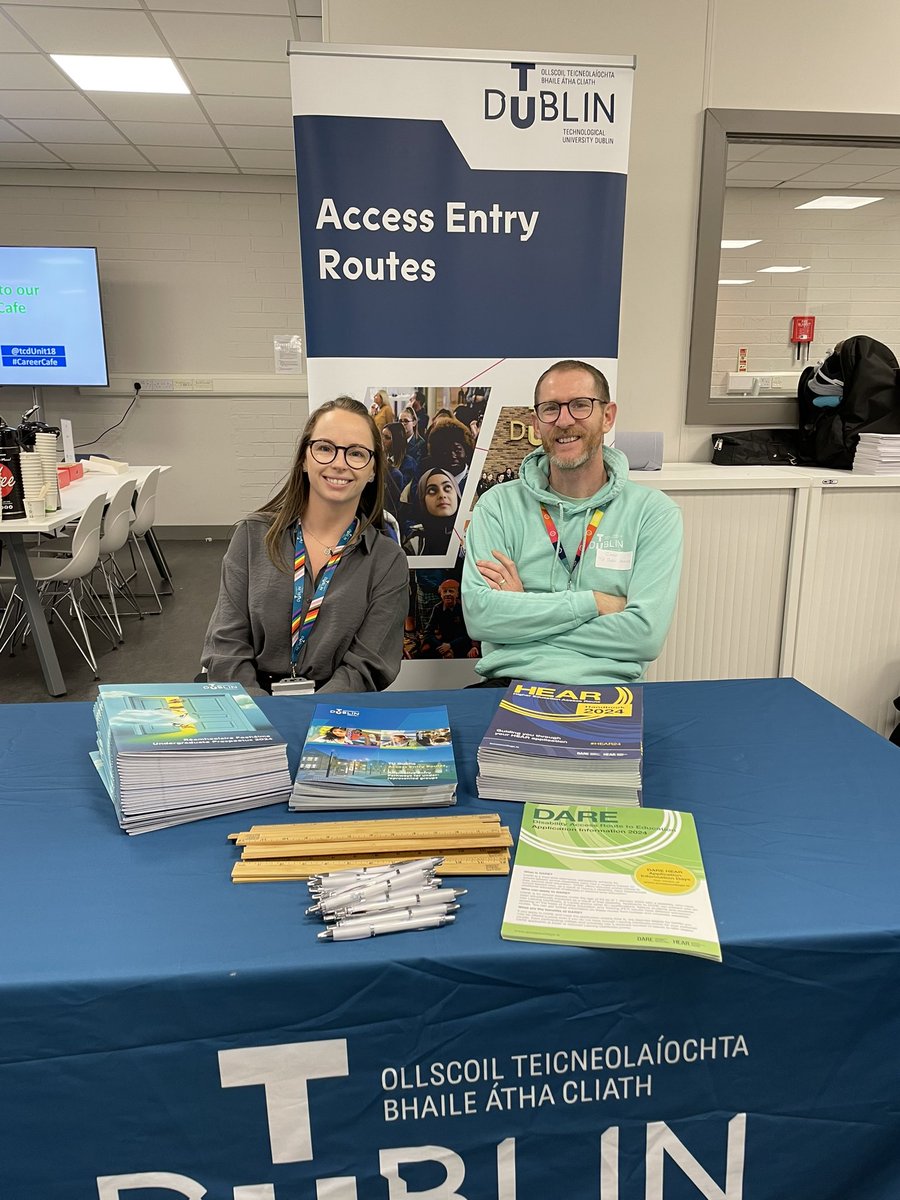 tudublinaccess's tweet photo. Delighted to work alongside @AccessTCD in @tcdunit18 as part of #CareerCafé
We ❤️nothing more than to sit with students, talk with them about their goals &amp; aspirations while planting the seed of 3rd level education 🌱📚over 60 TY students @RingsendC @westlandrow1977 a fab day! https://t.co/k2qPe5XDoq