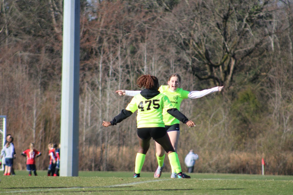 RobertPullum_4's tweet image. When Coach appoints this pair Captains for the weekend. @usysodp @GEA_ECNL