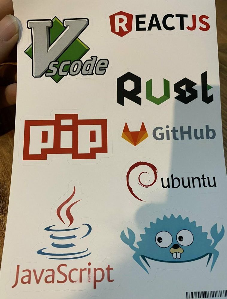 chinedu_10's tweet photo. What’s this??😂😂😂

Who did this to #rustlang ?? https://t.co/INrMnxpzqa
