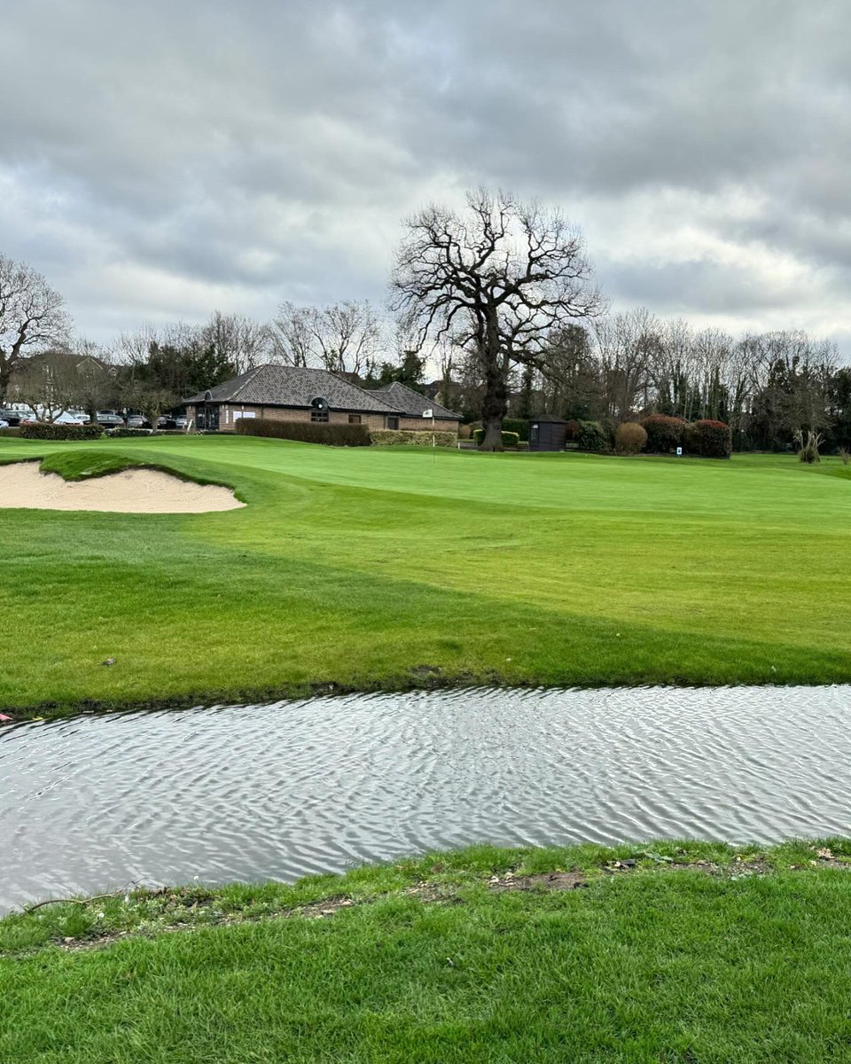 FulwellGC's tweet image. Hand cut on the greens and the 18th ditch is full to the brim. It’s been a wet winter, let’s hope for a dry March as Jan and Feb haven’t been kind so far #fulwell #handcut #greenstaff