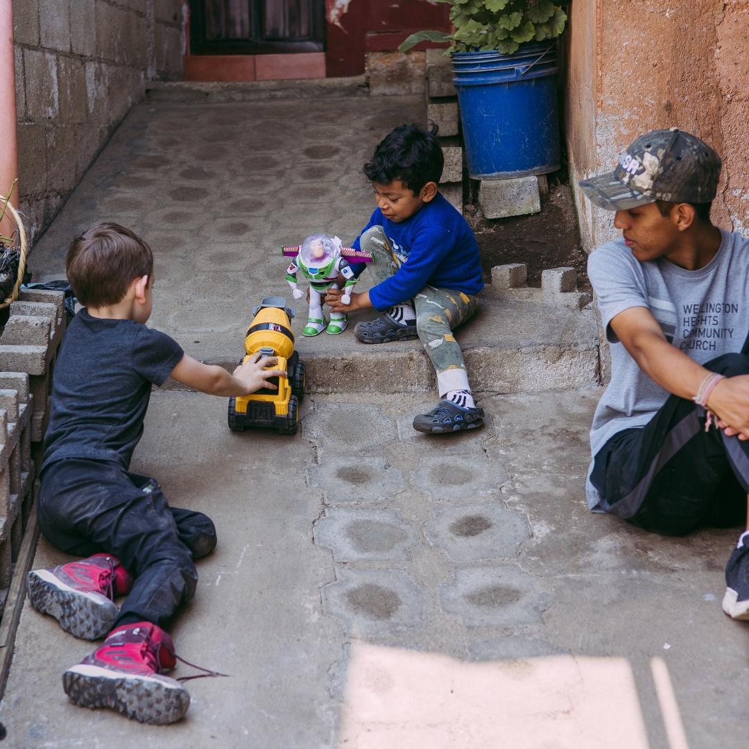 MisDisTrips's tweet image. 💖 From best friends to life partners, our trips have sparked beautiful relationships. (Our very own president met his WIFE on a Mission Discovery trip!!)

Have you met someone special on a Mission Discovery trip? Tag them below! 👫👇