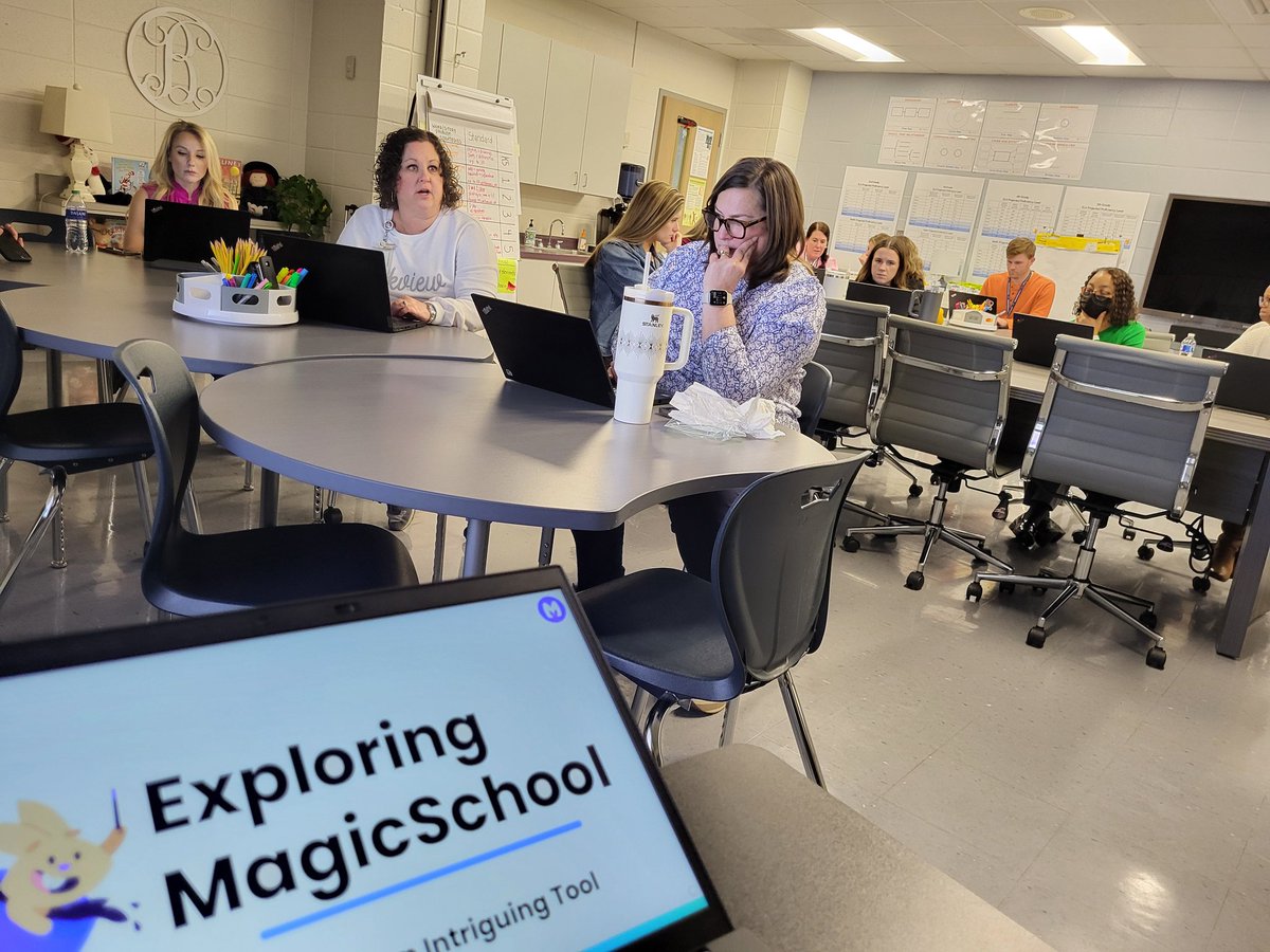 Teachers at @OakviewElem are learning how @magicschoolai will save them time. They are loving these AI tools.