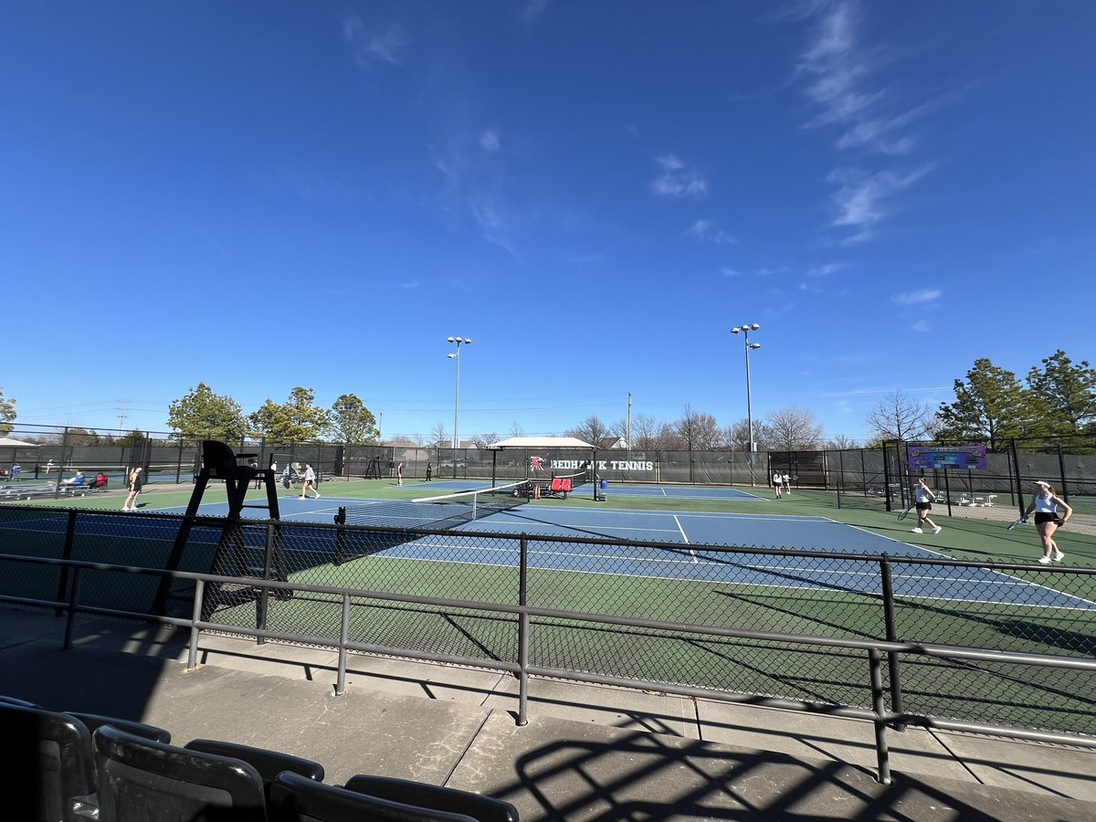 PTobjy's tweet image. Let’s go, RedHawks!!!🎾