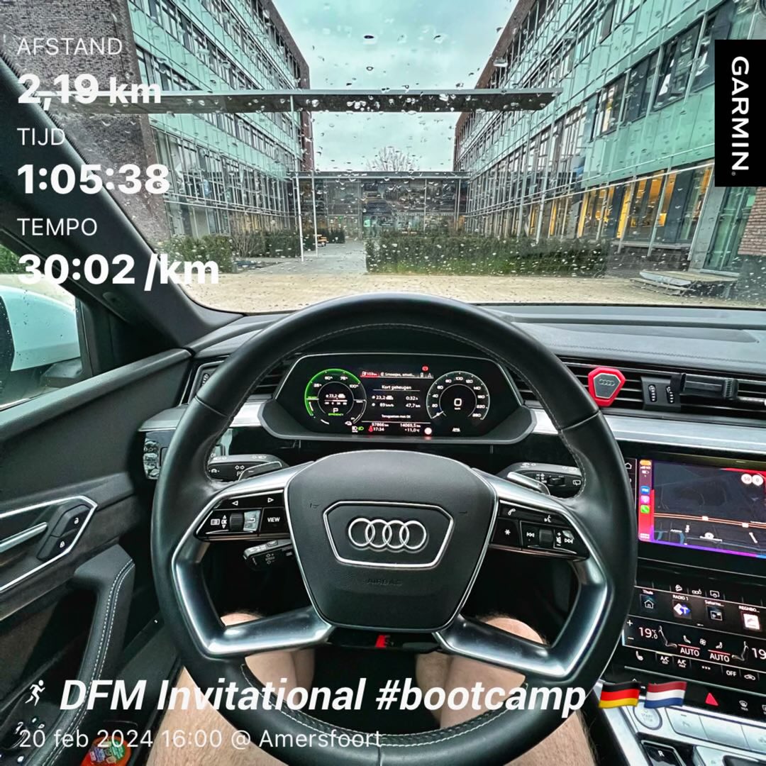 HenkBrandsma1's tweet photo. Pas op: kan geïnterpreteerd worden als schokkende beelden! De ‘na-bootcamp-look’ dezer dagen. Mèt een zeer sportieve bezoekende collega uit Braunschweig. Mag ik wel wel, gewoon meedoen! #DFMnl 🇩🇪🇳🇱#beatyesterday #garmin @Volkswagen_FS #VWPFS https://t.co/NwWovLpxDp