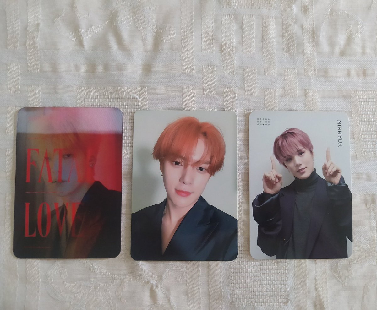 PinkLuckyStore's tweet photo. PRONTA ENTREGA MONSTA X

SETS membro
Apenas Sh0p33, link abaixo https://t.co/279pK51AlW