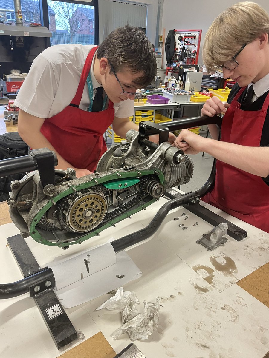 The Scoot66 apprentices are bringing our Lambretta RB200 Powered Sprint machine back to life. So far so good!