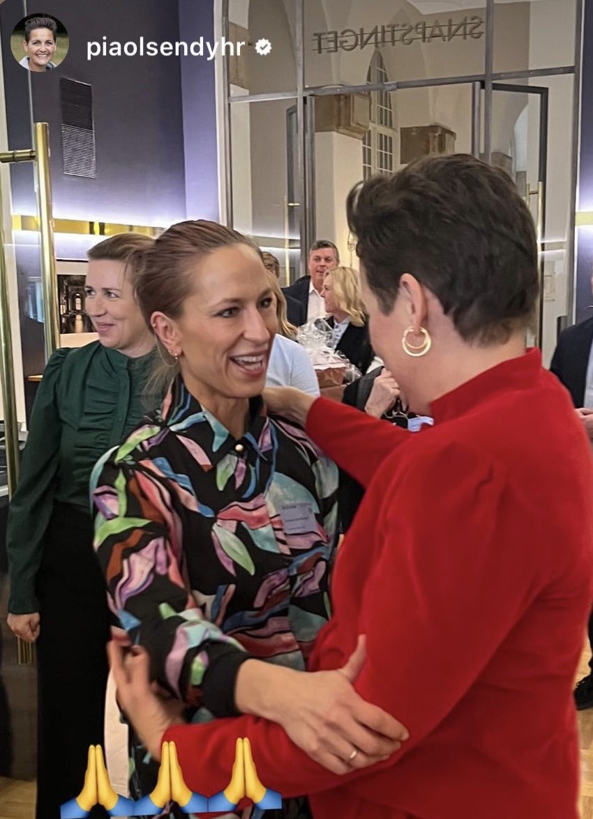 MathildeFalch's tweet image. I et dejligt smørhul i dag til @PiaOlsen s 10 års jubilæums fejring ❤️🇩🇰