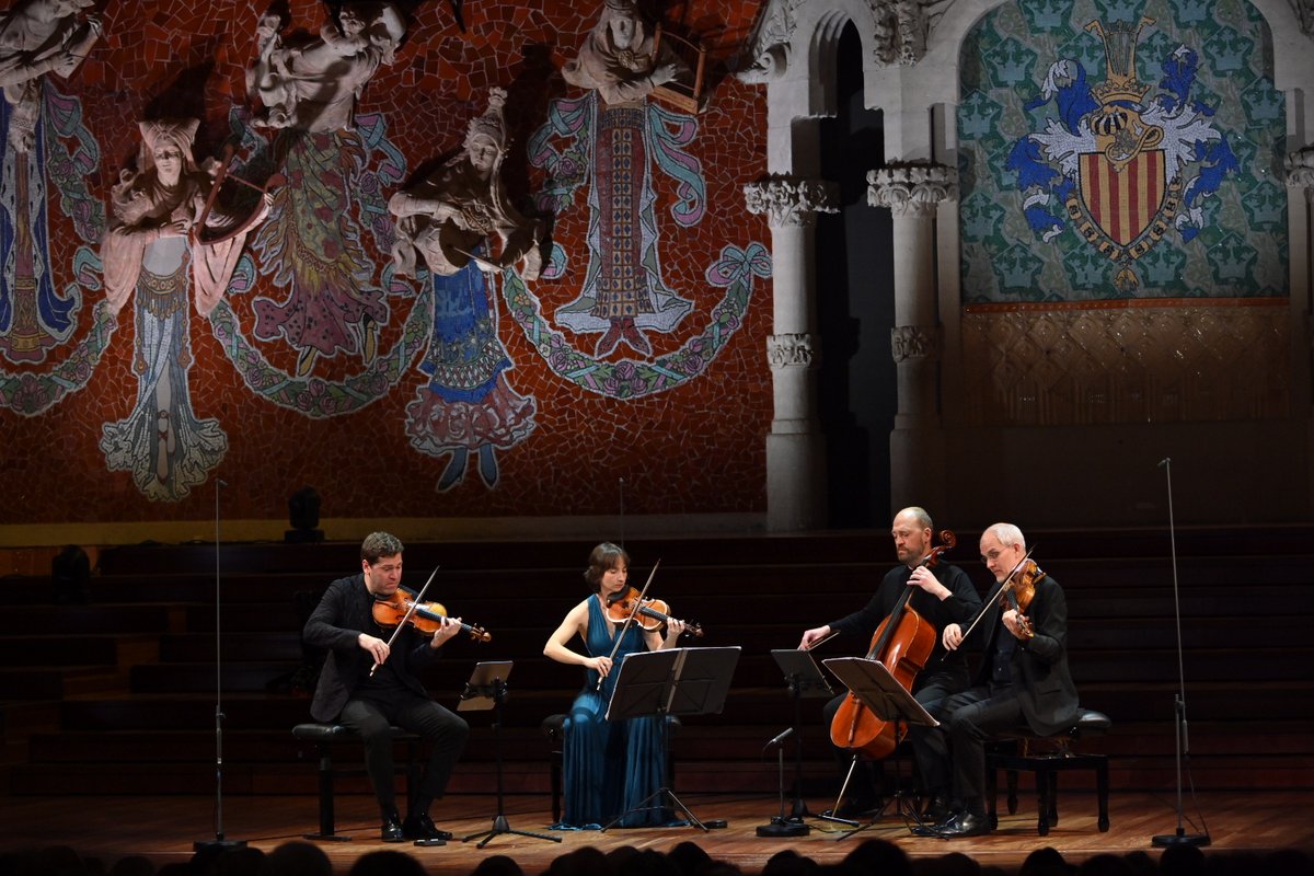 Barcelona! La setmana que ve, dijous 14 de març, serem al @palaumusicacat amb L’art de la fuga: Contrapuncti núm. 1-7, 9 i 18 #Bach; Reflections on the Theme B-A-C-H #Gubaidulina; i el Quartet de corda “Razumowsky” #Beethoven 📸 A. Bofill 🎟️ Entrades: palaumusica.cat/ca/quartet-cas…