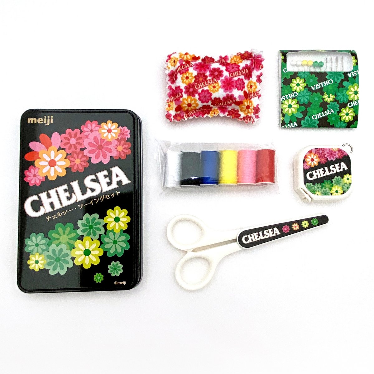 yuzawaya_hobby's tweet image. わたし達の #チェルシー よ永遠に😭

キャンディーがもう買えなかった皆様も、こちらのチェルシーは、なくなる前に買っとこ！
チェルシーデザインのミニ缶入りソーイングセットです🍬
yuzawaya.shop/shopdetail/000…

デザインが良すぎる😭
ずっと忘れないよ🍬…