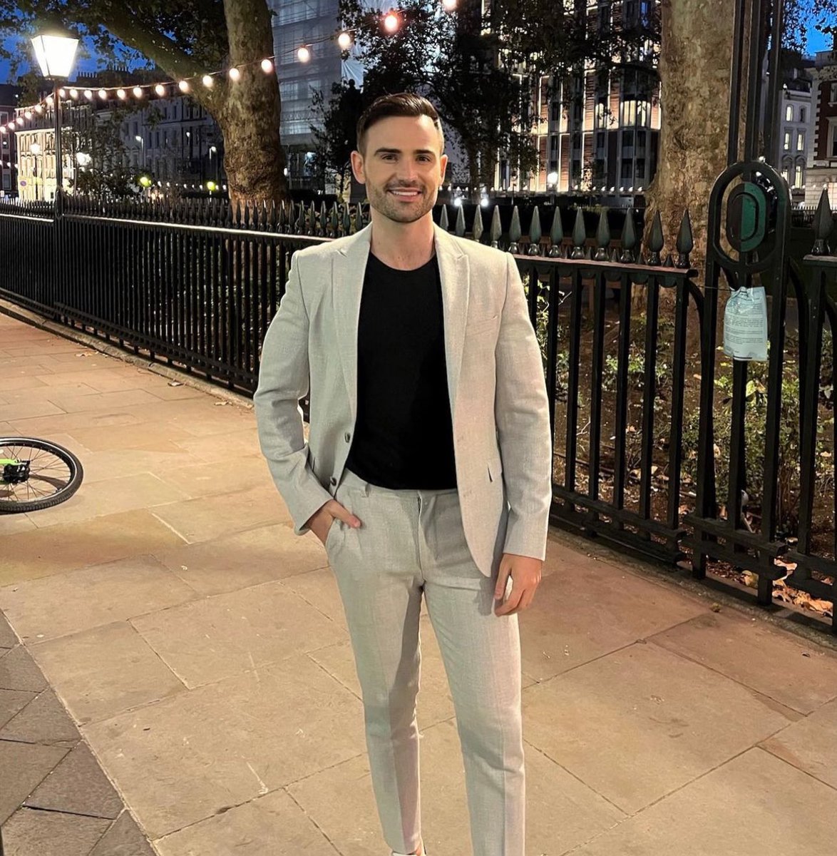 COLLABRO tweet media