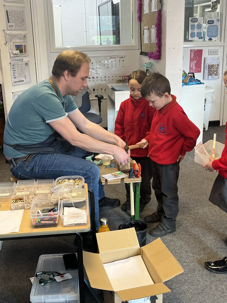 MaundeneSchool's tweet image. Finches class have enjoyed assembling their toys. They used the tools very sensibly! #year1 #toymaking