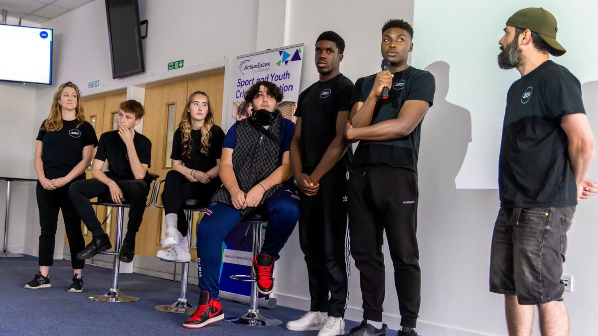 This careers week, we want to make sure young people are excited for their future. We strive to provide skills and opportunities for young people so they can enter the working world equipped! Read the careers week blog on the @AE__Foundation page here: activeessexfoundation.org/news/careers-w…