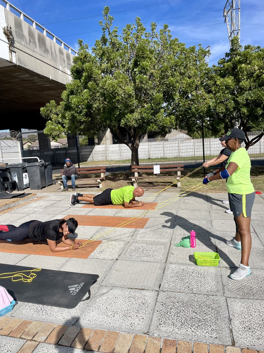 ddjtraining's tweet photo. C I R C U I T W O R K O U T
Always a great vibe at our MORNNING FITCLUB ☀️💚🔥
Registration for March officially open if you’d like to join us! WhatsApp 0780089331 to book your spot! 😊📲
#fitness
#fun
#wellness
#healthylifestyle
#ddjtraining https://t.co/PRxzmWNkBB