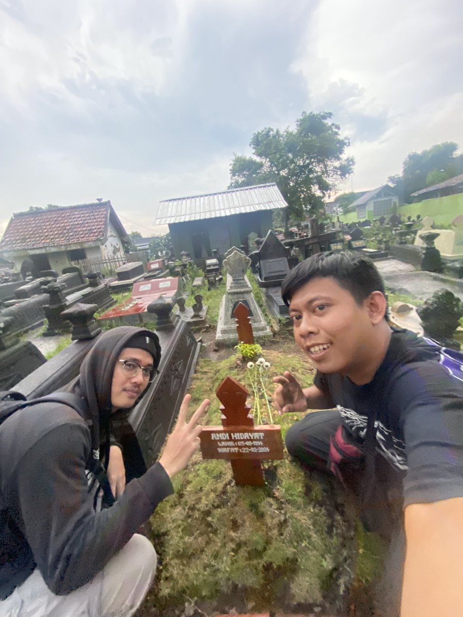 Pangestune ndi @andhihidayat1 . mung tinggal aku ro andre ki fren . sing tenang yo dab 🙏