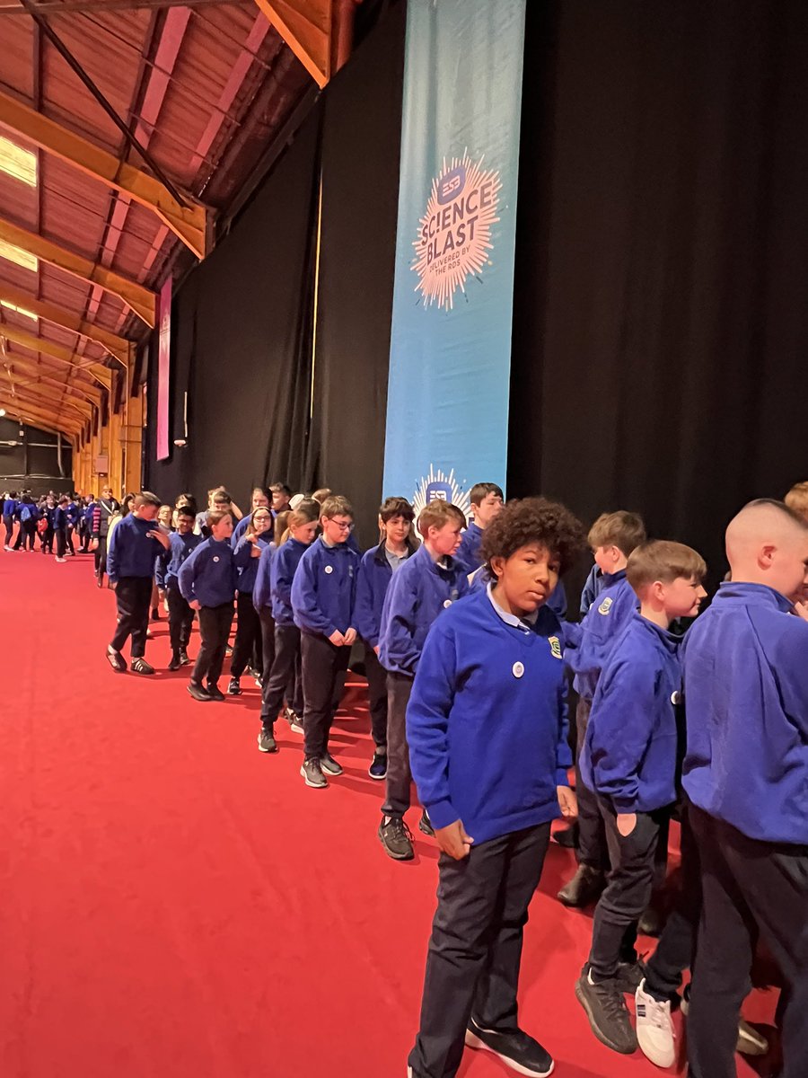 What a day! Displaying all our hard work at <a href="/esbscienceblast/">ESB Science Blast</a> in the <a href="/TheRDS/">The RDS</a>. We hope our judge will be impressed. 🤞