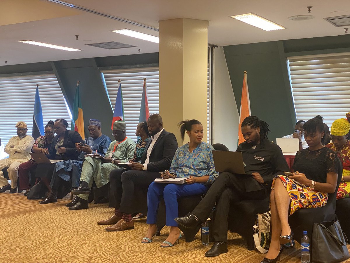 Exciting ideas brewing at day 3 of the Global Policy Dialogue on the Africa we Want and UN we Need …. 🚀🧪 @savannah_centre @GGINetwork @GlobPeaceIndex @Oxfam @CDDWestAfrica @SDGKenya @ACUNStweets