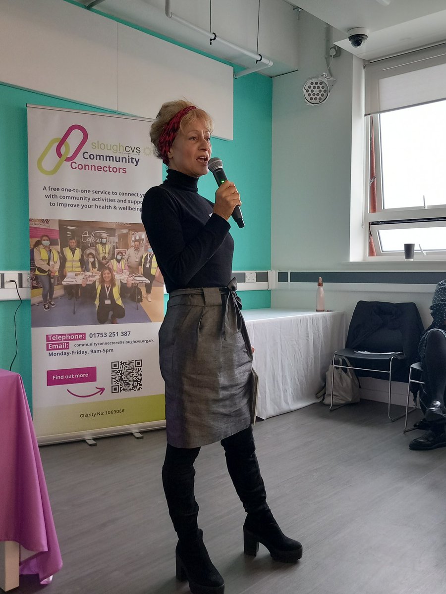 Sandy talked about how @artclassesgroup helped her health and wellbeing, through serious illness  and thanked @sloughcvs for helping her be part of the community in #Slough #socialprescribingday24