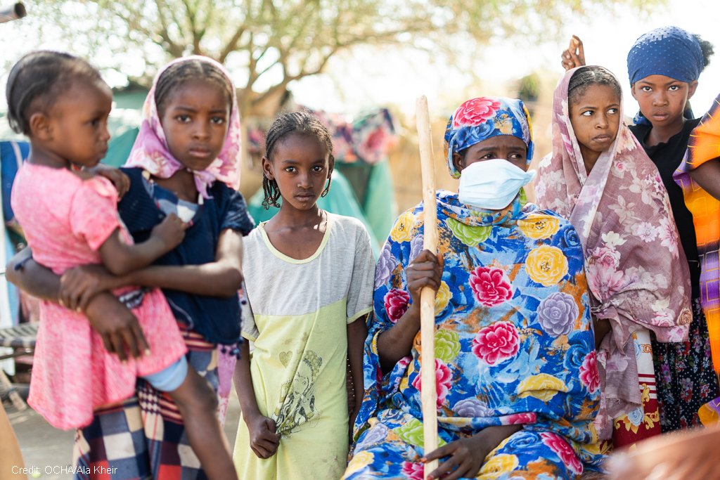 In #Sudan, more than 12 million women and girls urgently need humanitarian aid. When crisis hits, women & girls are disproportionately affected by: 🔹Increased risks of gender-based violence 🔹Loss of livelihood opportunities 🔹Greater food insecurity #IWD2024 #InvestInWomen