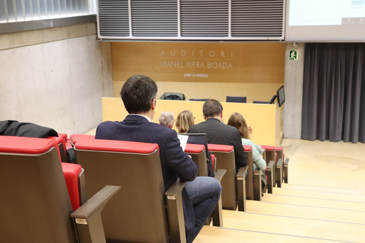 ViCOROB's tweet image. Has started the 7th General Assembly and 6th PMB Meeting for the project @iToBoS_eu

The EU-funded #Horizon2020 innovation program backs the project poised to transform melanoma diagnostics through AI technology.

#melanoma #AI #iToBos #HealthData