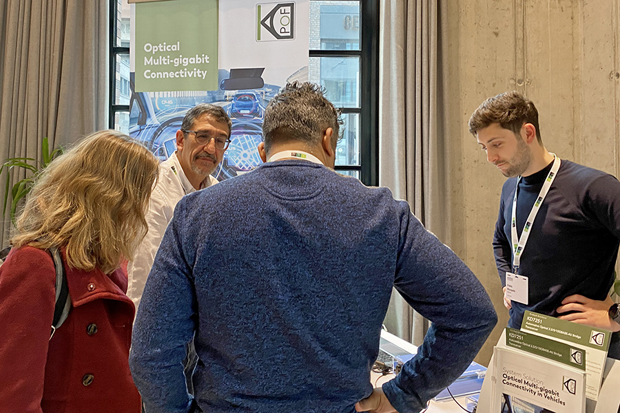 KD_Corporate's tweet photo. We've started into day 1 of #AutomotiveEthernetCongress with interesting meetings!

Come by our stand A5 in Munich and learn about our first implementation compliant to @IEEESA Std 802.3cz, operating in multi-gigabit with 2 plates of multimode fiber #10GBASEAU.
@elektronikauto https://t.co/80k98NgpWW