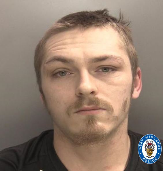 WANTED | Have you seen Luke Jack? We want to speak to the 24-year-old from #Sparkhill #Birmingham on suspicion of breaching a community order. He is also wanted for failing to appear at court. You can contact us via Live Chat, or by calling 101, and quote 20/217400/24.
