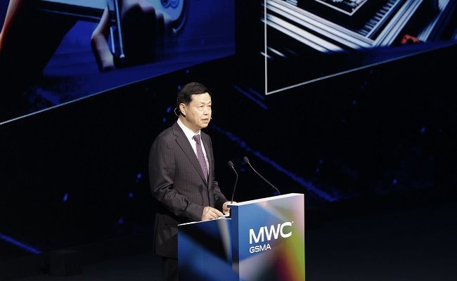 #MWC24.  China Mobile calls for narrowing B2B capability gap.  (Mobile World Live)  #MWC #MWC2024 @MWCHub   buff.ly/49InTE6