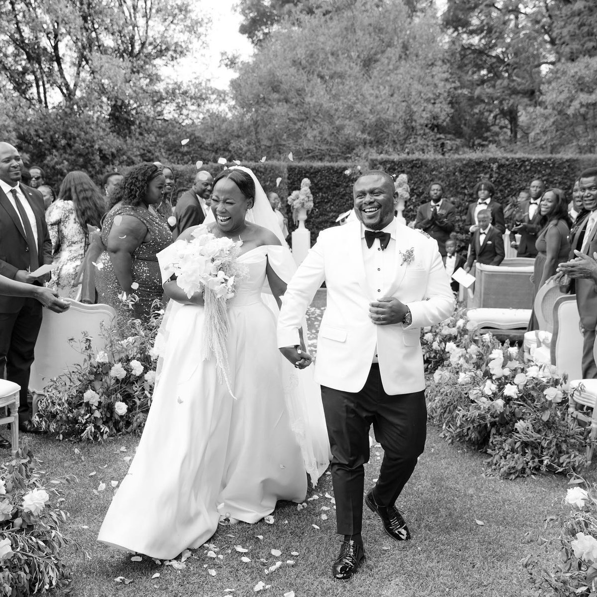Dineo &amp; Tich’s celebration was a dazzling affair, proving that love shines brightest when surrounded by your favorite people! #fsjohannesburg